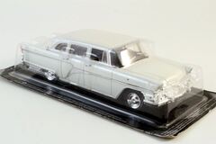 GAZ-13 Seagull 1959 white 1:43 DeAgostini Auto Legends USSR #268