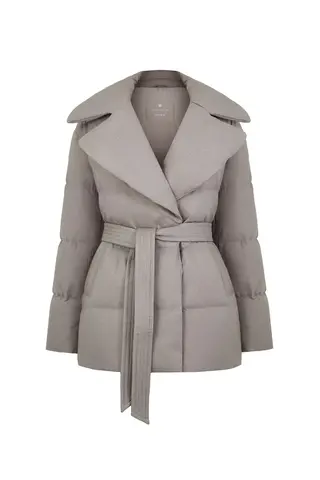 Пуховик с английским воротником