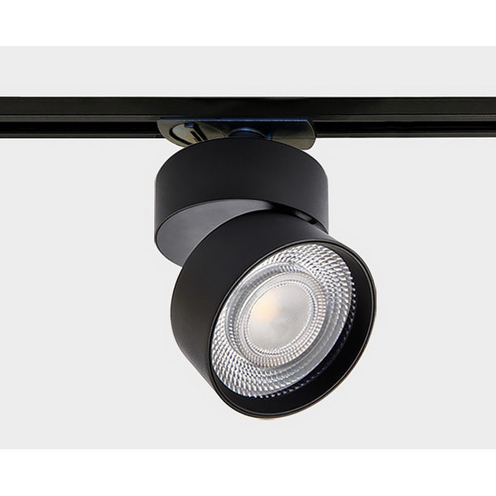 Трековый светильник Italline IT02-010 black 3000K + IT08-8016 black