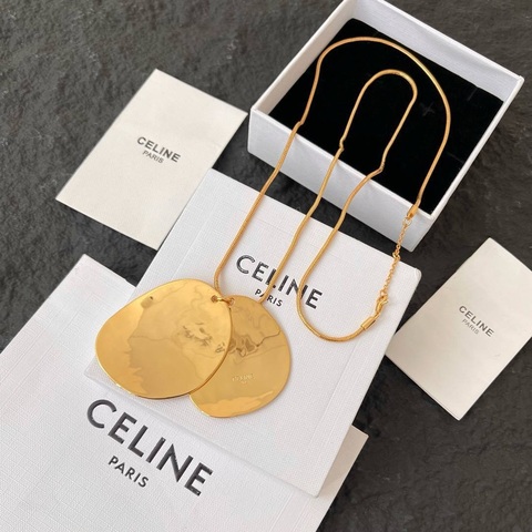 Кулон Celine
