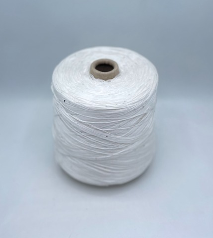 G&G Filati  (пр.Италия),art-Eucalipto, 610м/100гр, 100%Эвкалипт+пайетка(серебро) , цвет-Молочный, арт-34151