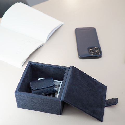 Кофр для хранения из кожи теленка, синего цвета