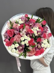 Авторский букет в розовой гамме