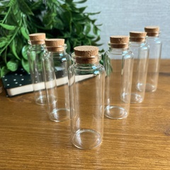 Баночки - бутылочки с пробковой крышкой, стеклянные, прозрачные 40 мл, 8*3*3 см, набор 6 штук.