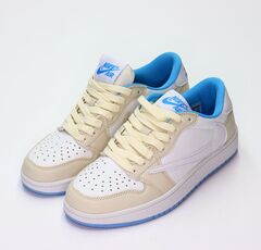 Кроссовки нат. Кожа (36-41)р. / шт. B977/25