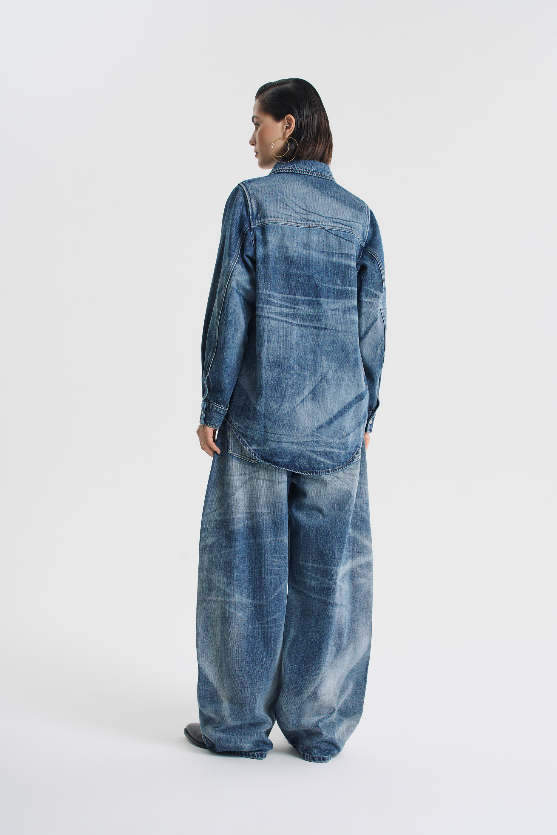 Джинсы acid wash