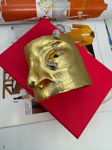 53246 - Браслет манжета HALF-FACE (Половина Лица) широкий в стиле Schiaparelli