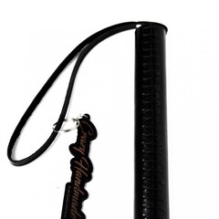 Флоггер из черной кожи с  прошивкой