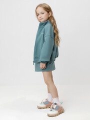 жакет  для девочки  КР 302817/бирюзовый тон к629
