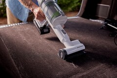 Пылесос вертикальный Greenworks G24SVK4D 24V аккумуляторный, с АКБ 4 А/ч и ЗУ