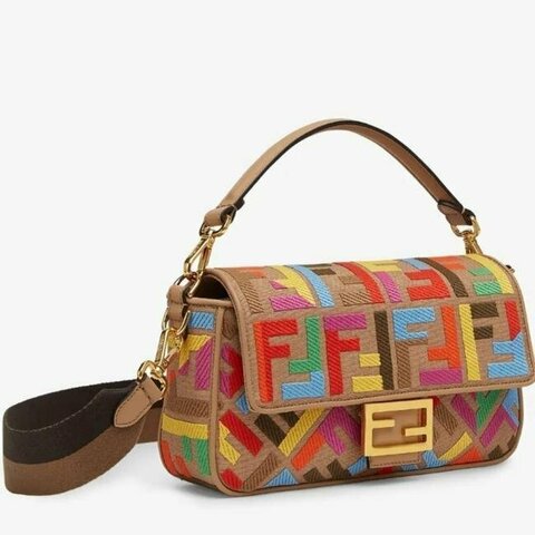 Сумка через плечо Fendi многоцветная Baguette с логотипом FF