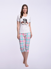 Комплект женский(футболка+капри)