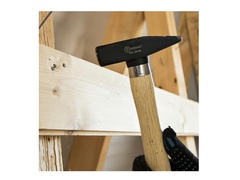 Молоток слесарный КОБАЛЬТ 100 гр., деревянная рукоятка из ясеня, резиновая защита рукотяки (919-310)