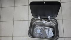 Раковина со стеклянной крышкой Dometic SNG 4237