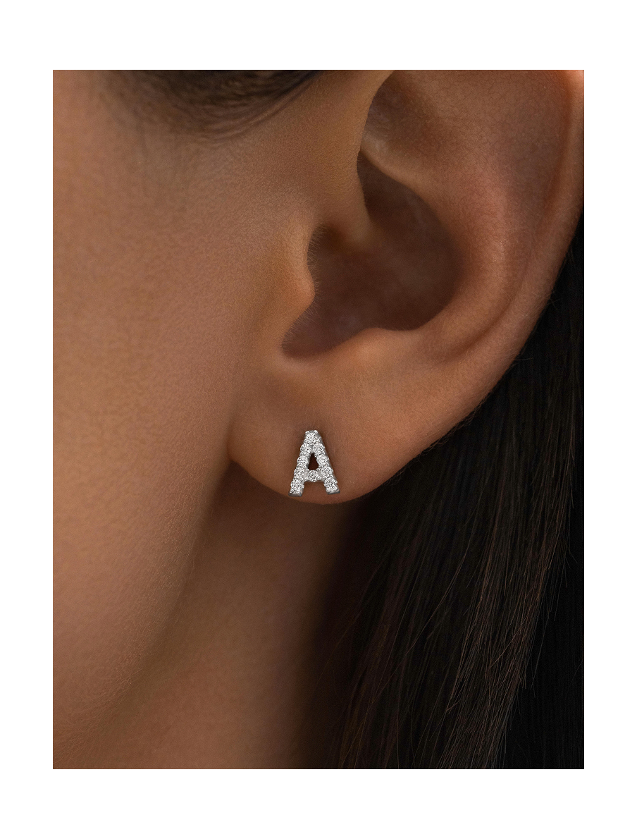 Серьги-гвоздики Буква А