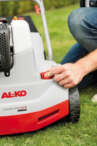 Бензиновый  аэратор AL-KO  Combi Care 38 Р Comfort + травосборник
