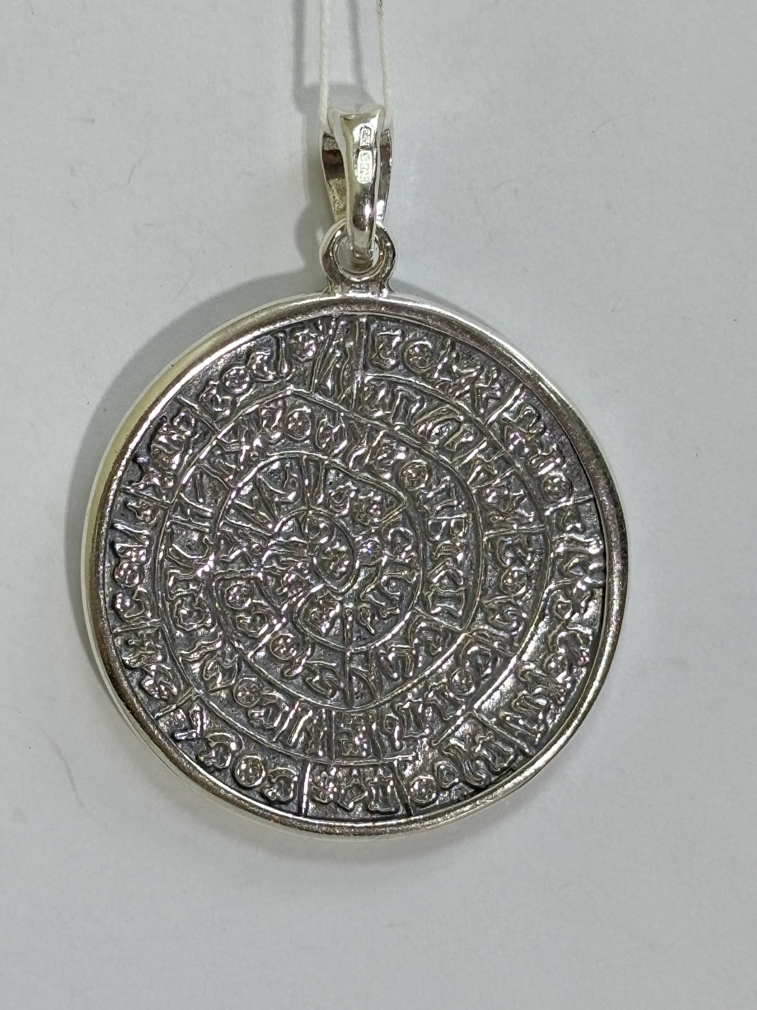 Фестский круг (серебряный кулон)
