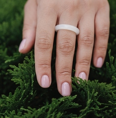 Кольцо Классика. Белый нефрит