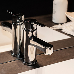 Смеситель однорычажный FUS-CHR-29023B