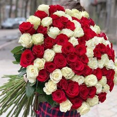 Букет из 101 розы "Passion & Purity"