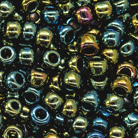 Японский бисер TOHO Round 6/0 (№84), металлизированный, непрозрачный глянцевый