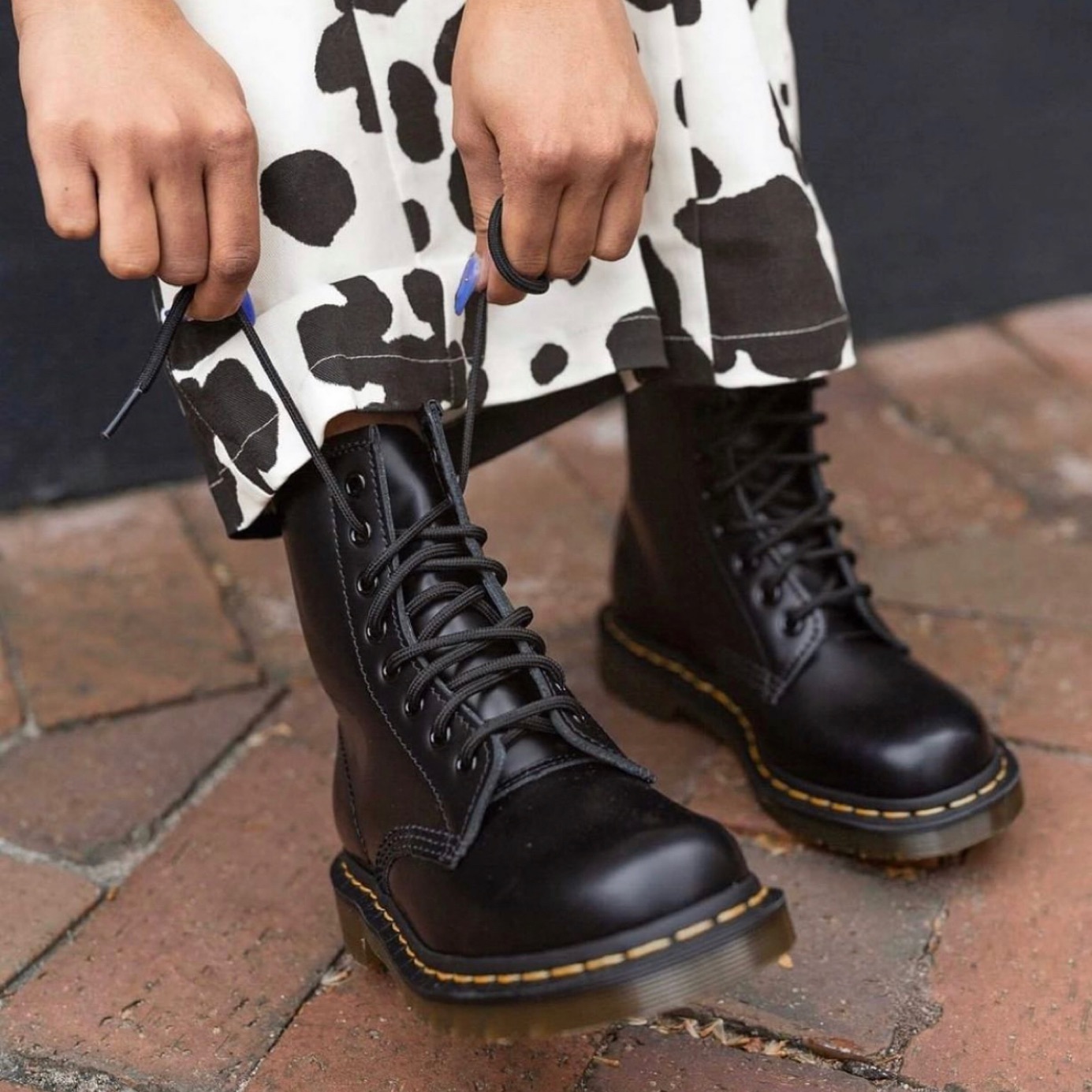 doc martens 1460 hardlife