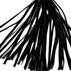 Флоггер из черной кожи с  прошивкой