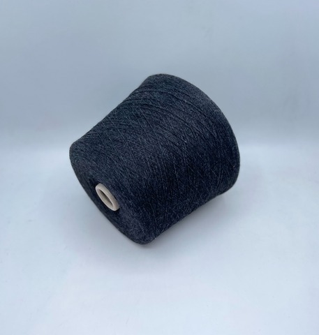 New Mill (пр.Италия),art- Velox 1450м/100гр,40% меринос, 10% кашемир, 25% вискоза, 25% полиамид. цвет- Антрацит(721/988), арт.31968