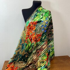 Шарф из шерсти кизил на зеленом фоне 178*66 арт.П11