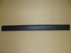 Накладка подножки  УАЗ-3163 (резина) нов.обр.