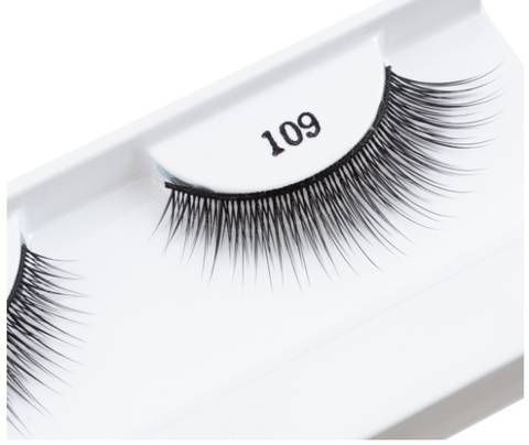 Triumph накладные ресницы Fashion Lashes 109 черный