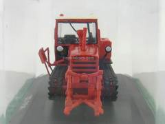 Tractor DT-75K 1:43 Hachette #83