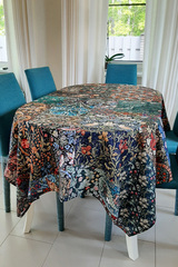 Tablecloth 