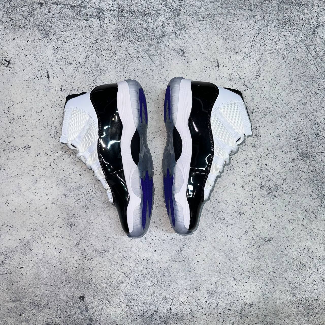 Кроссовки Nike Air Jordan 11 Retro black/white – купить за 5 999
