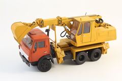 KAMAZ-5511 EO-3532 Digger truck telescopic excavator 1:43 AVD Models