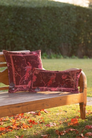 Подушка декоративная 30х60 Frati Home Райская птица Bordeaux бордовый