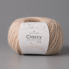 Classy, пряжа с люрексом и пайетками, шелк-5%, мериносовая шерсть-20%, нейлон-30%, норка-45%, 50 гр, 240 м, бежевый