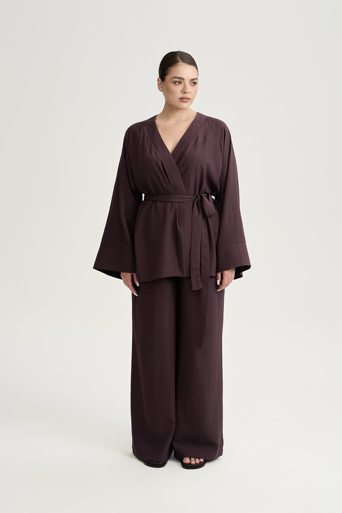 Брюки на резинке из жатой вискозы, трюфель