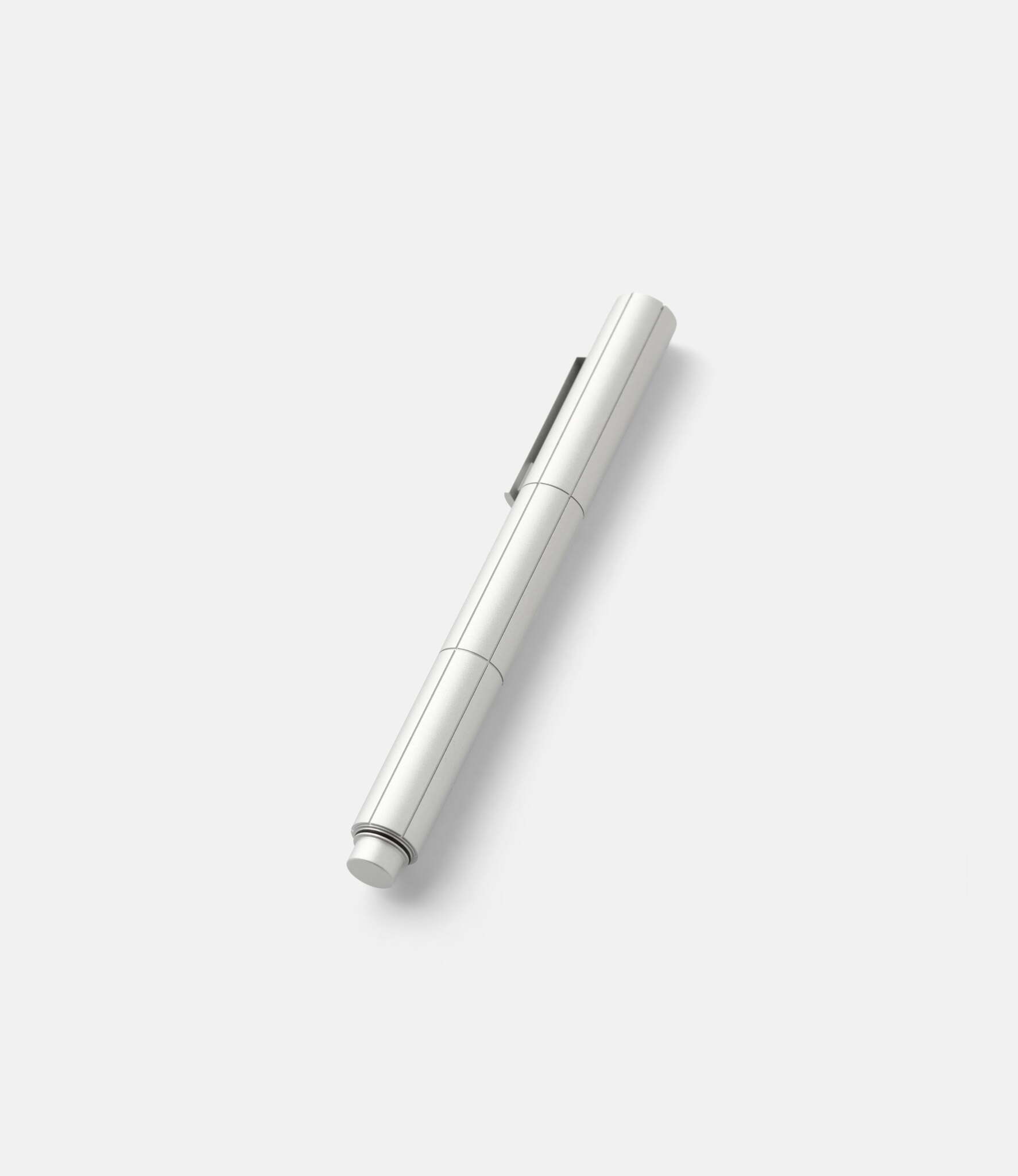 22 studio Seam Fountain Pen Aluminium — перьевая ручка из алюминия