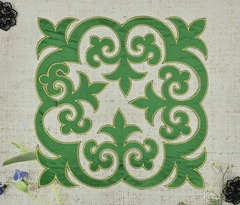 Термоаппликация орнамент, р. 27см х 27см, травяной