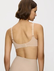 Бюстгальтер c трехсекционной чашкой Triumph Doreen + Cotton 01 N | Телесный