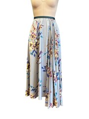 Брюки и юбки