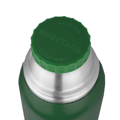Термос Biostal Охота (0,75 литра), 2 чашки, зеленый