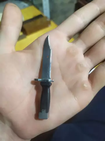 Miniature  bayonet