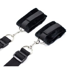 Бондаж для фиксации на кровати Frisky Bedroom Restraint Kit, черный