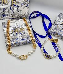 85067 - Колье чокер из жемчуга с подвесками lucky charm CDIOR