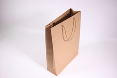 Пакет подарочный M вертикальный крафт, Однотонный 24*33*8 см (Д*В*Ш), 1 шт.