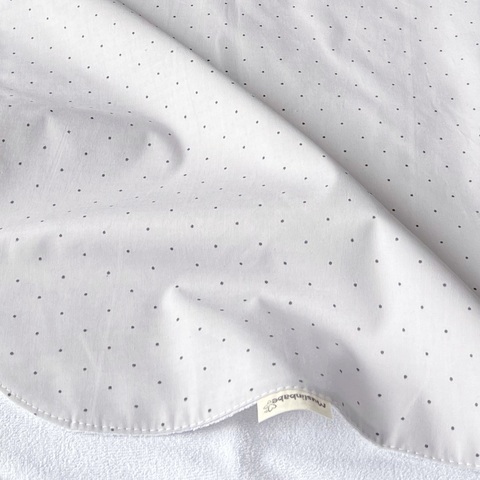 Непромокаемая пеленка "Точки на сером"