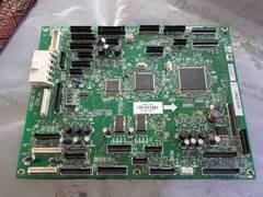 Плата DC-контроллера HP CLJ M880 (RM2-7006)