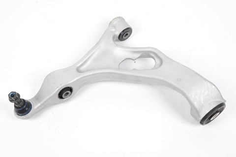 Рычаг подвески SH-11051 (7L8407152F) нижний